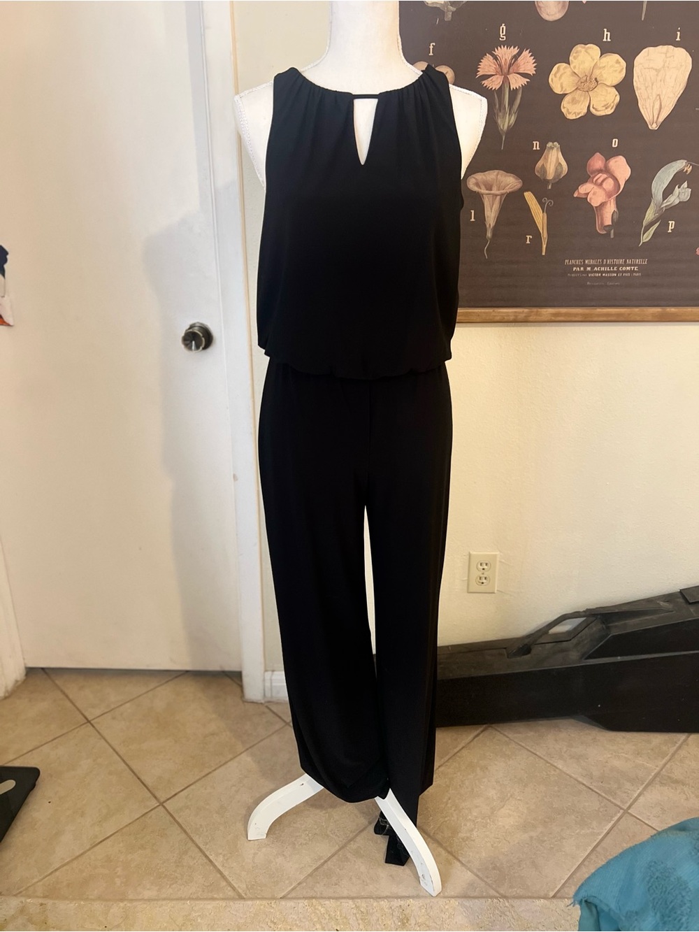 Laundry By Shelli Segal Black Sleeveless Keyhole Jumpsuit